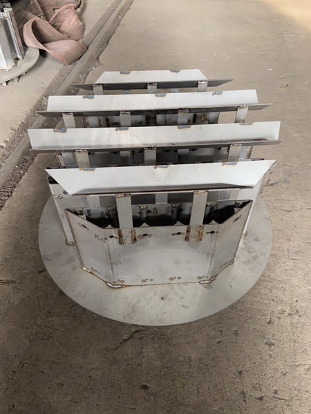 Φ600精馏塔内件316再分布器