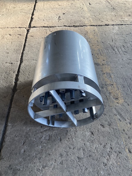 槽盘式液体分布器侧面